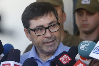 LICANTEN: El fiscal regional del Maule, Mauricio Richards, tomó las declaraciones a la menor Emmelyn Canales LICANTEN: El fiscal regional del Maule, Mauricio Richards, tomó las declaraciones a la menor Emmelyn Canales