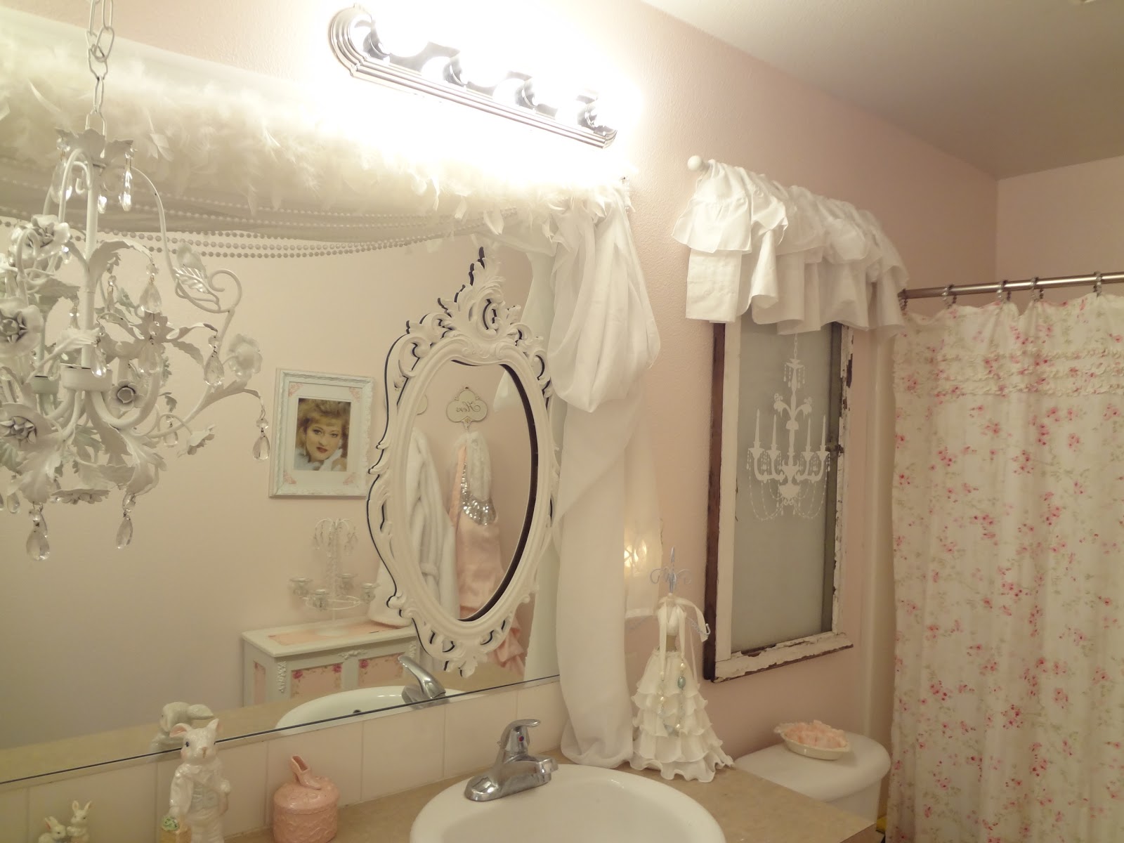 Ванна с отделкой плиткой шебби шик