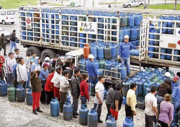 Escasez de gas de uso doméstico Quito escasez de GLP en Quito
