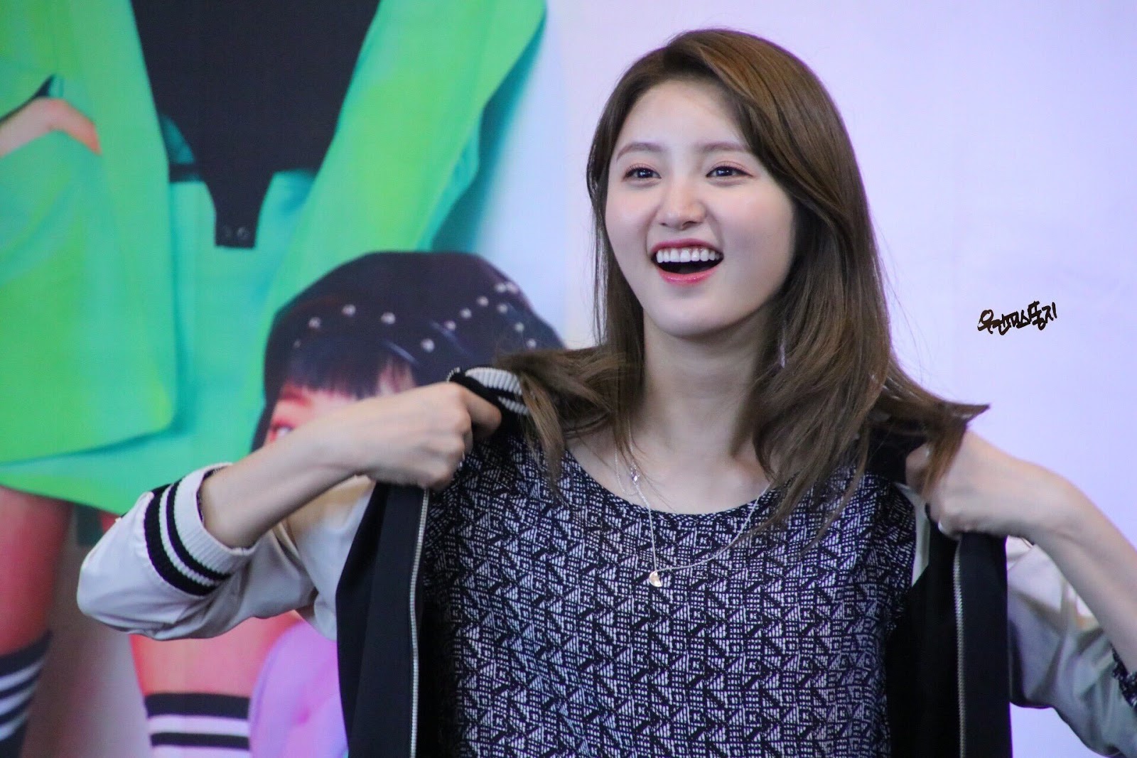 Junghwa EXID Photo Collection