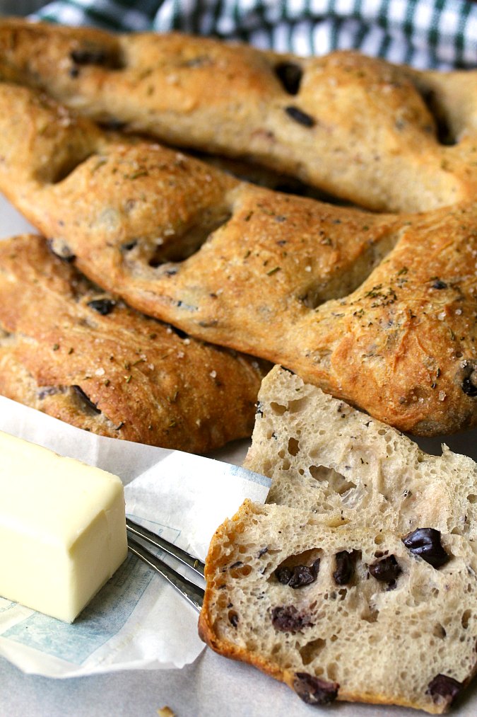 Fougasse with Olives and Rosemary 