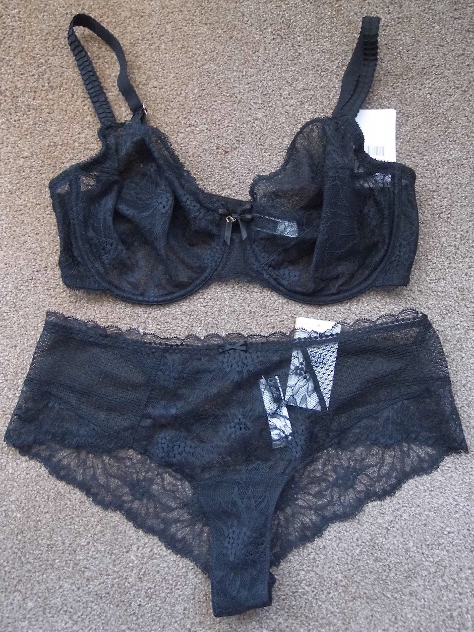 Chantelle Lingerie Review - The Diary Of A Jewellery Lover