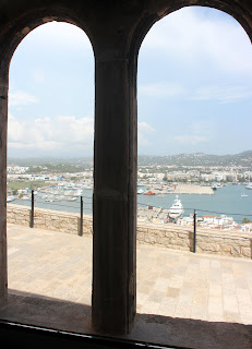 Ventanas geminadas de la Casa la Curia Ibiza 