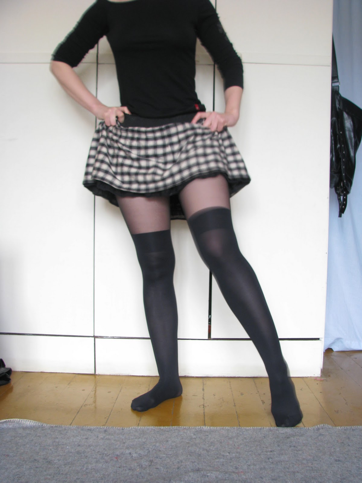 Gothically Yours Tights Imitating Over Knee Socks-1426