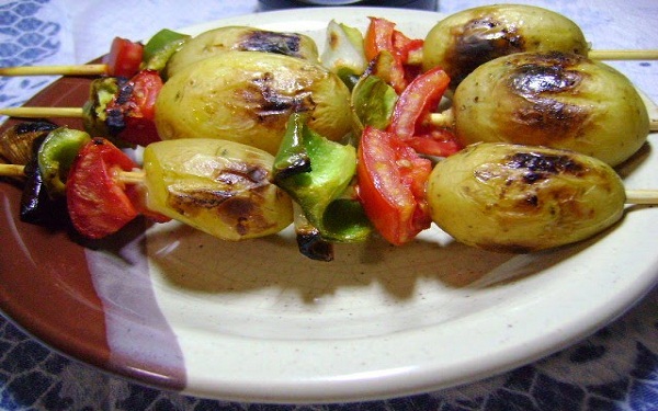 Receita de churrasco de batata (Imagem: Reprodução/Ativismo Gourmet)