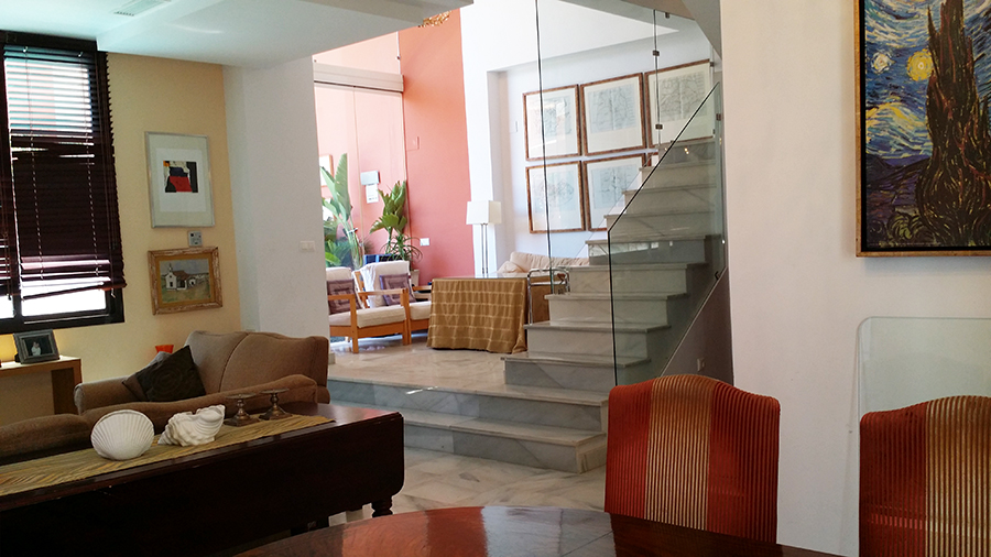 Estudio Honorio Aguilar - Unifamiliar entre medianeras Estudio Honorio Aguilar - Unifamiliar entre medianeras