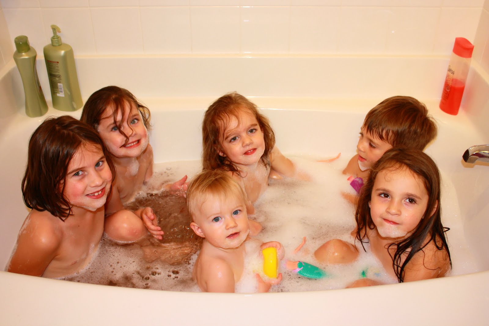 Beach Family Updates Sneak Peek of Cousin Fun!