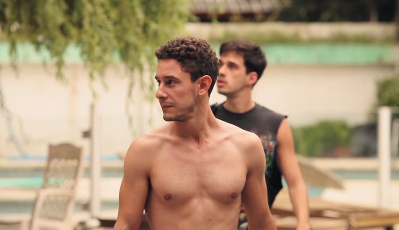 Shirtless Men On The Blog: Lucas Papa Shirtless & Juan Manuel Martino Nudo