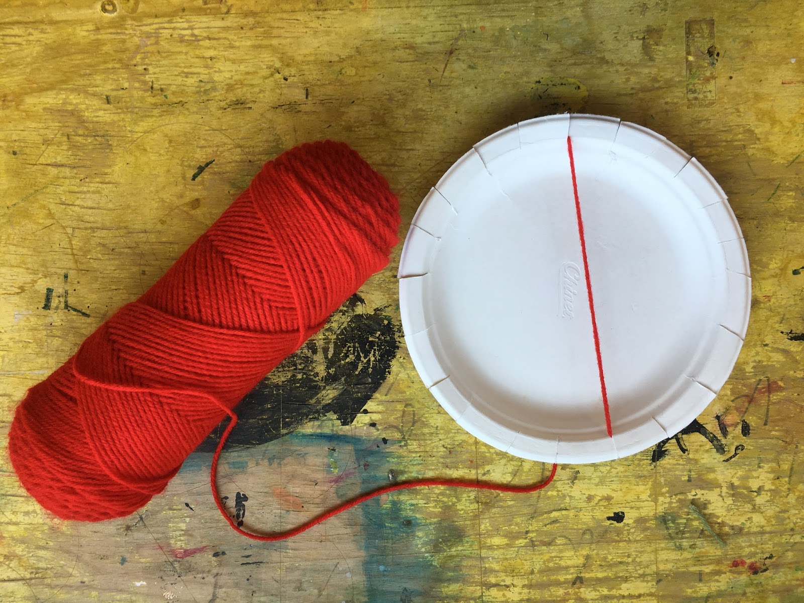 Paper Plate WeavingMake a Yarn Bowl!