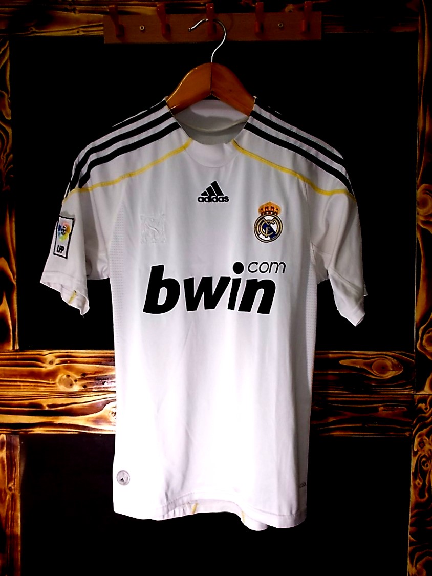 AFBUNDLE CLOTHING @ ASIA GLOBAL BUNDLE: REAL MADRID 2009-2010 HOME