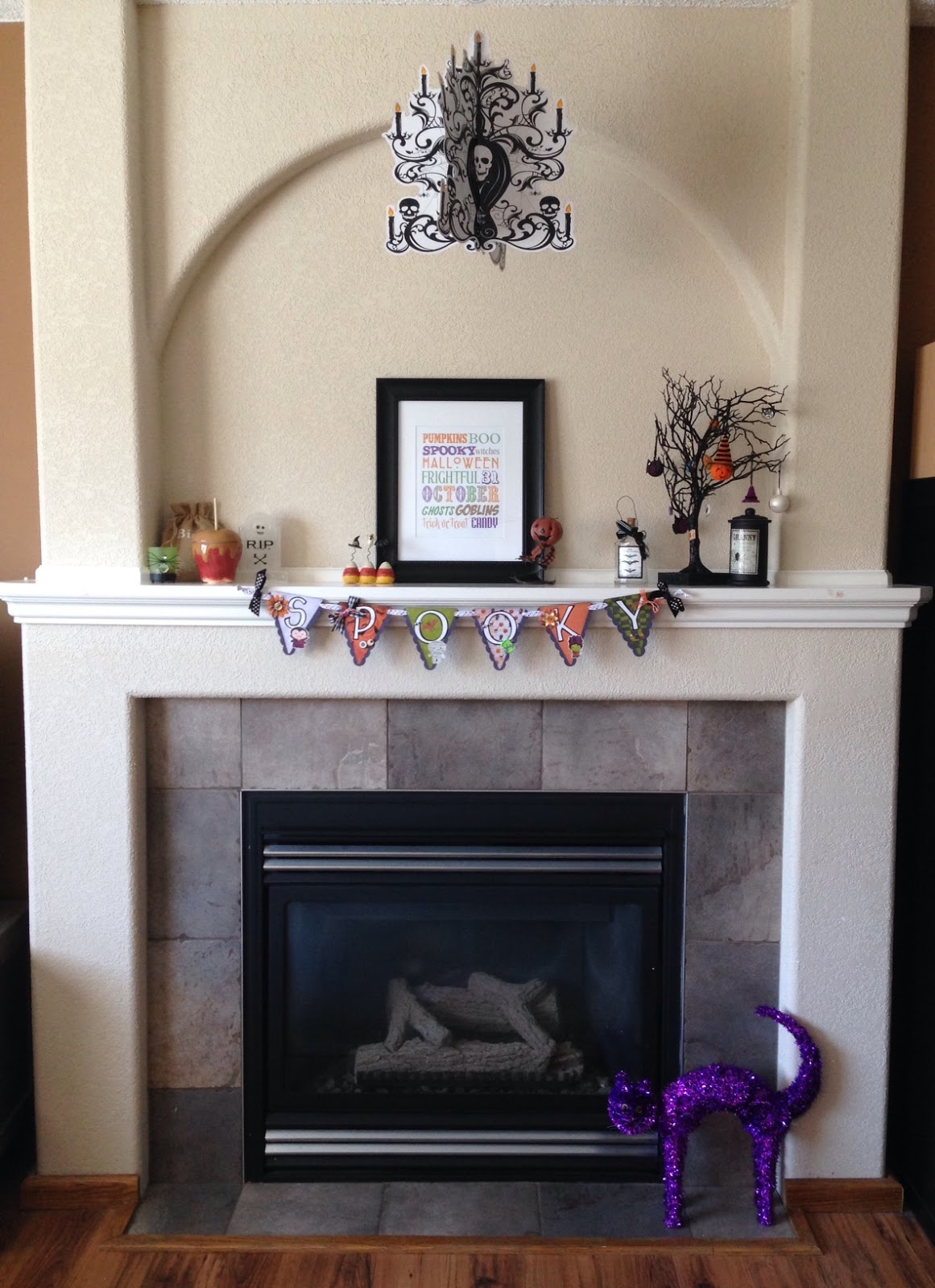 Karla Yungwirth Designs Halloween Decor House Tour!