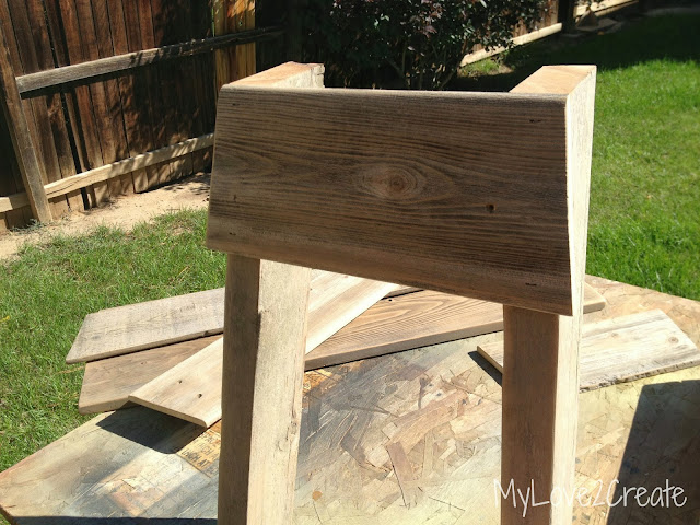 MyLove2Create, Old Fence Wood Bench