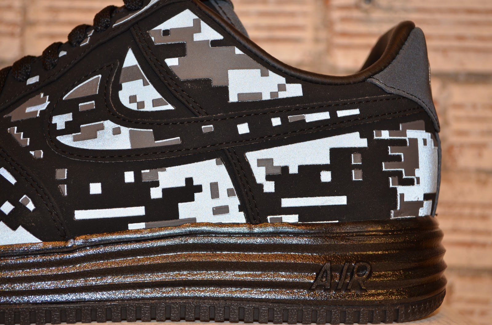 Phat Soles: Nike Lunar Force 1 QS 