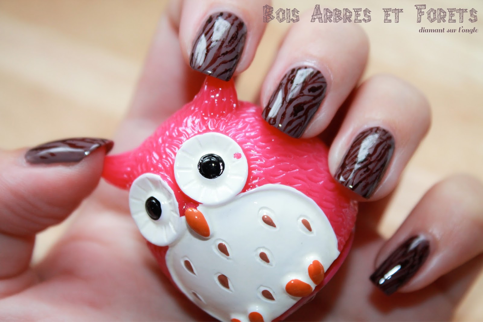 diamant sur l'ongle ↂ Nailstorming des ongles en bois