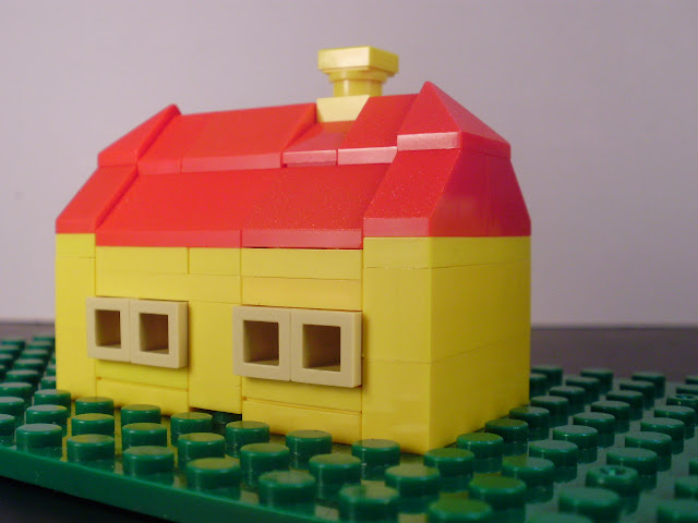 MOC LEGO edifício da escola primária em micro escala.