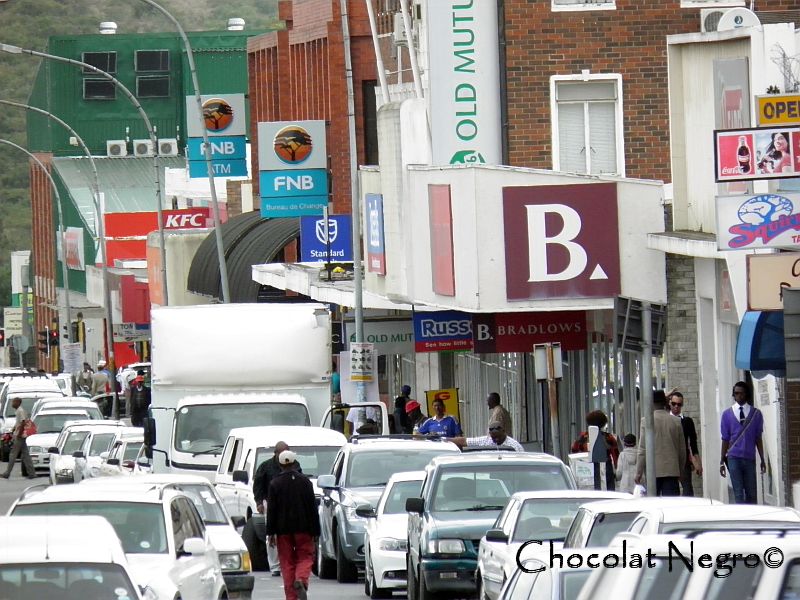 Chocolat Negro or la vie est belle souvent On The Streets Of King