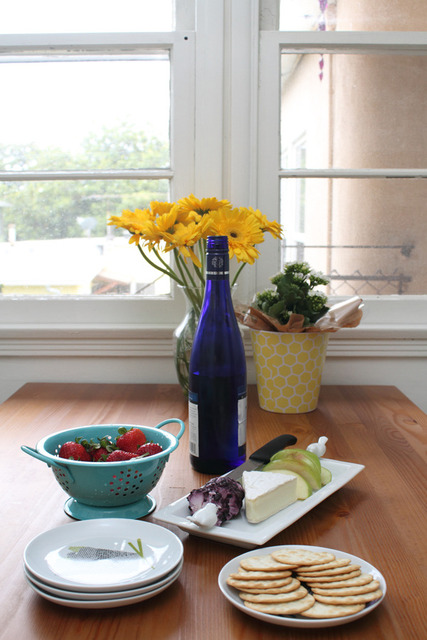 Casa decorada em turquesa e preto para um casal. Blog Achados de Decoração Casa decorada em turquesa e preto para um casal. Blog Achados de Decoração