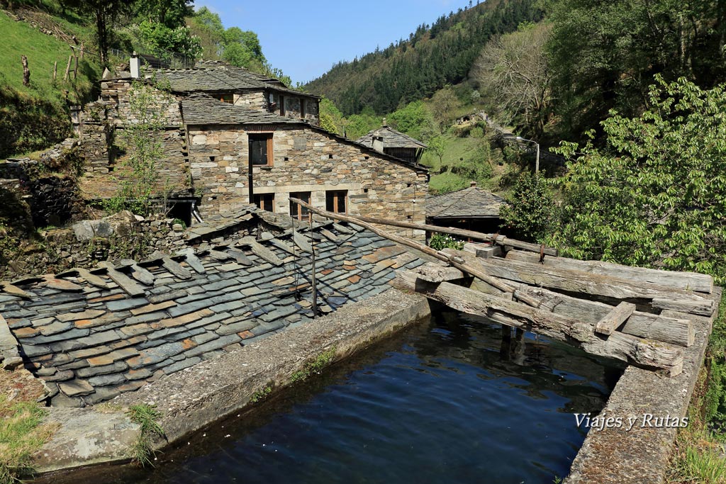 Conjunto etnográfico de Os Teixois, Taramundi, Asturias