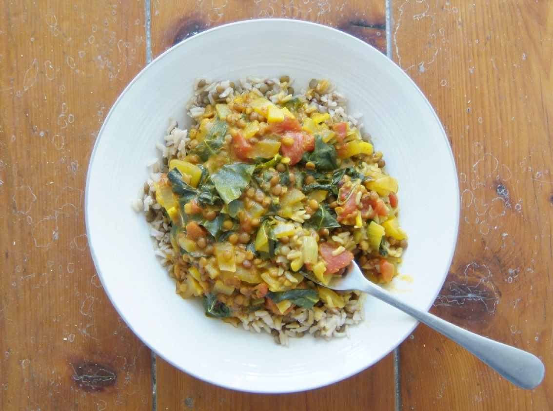 DOMESTIC GODDESSES: Spinach, lentil and coconut milk curry