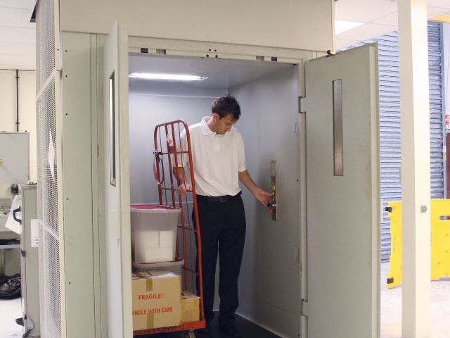 Jenis Jenis Lift Dalam Bangunan