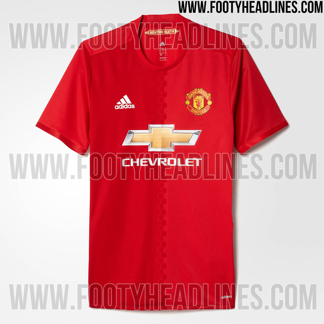 [Obrazek: man-utd-16-17-kit%2B%25284%2529.jpg]