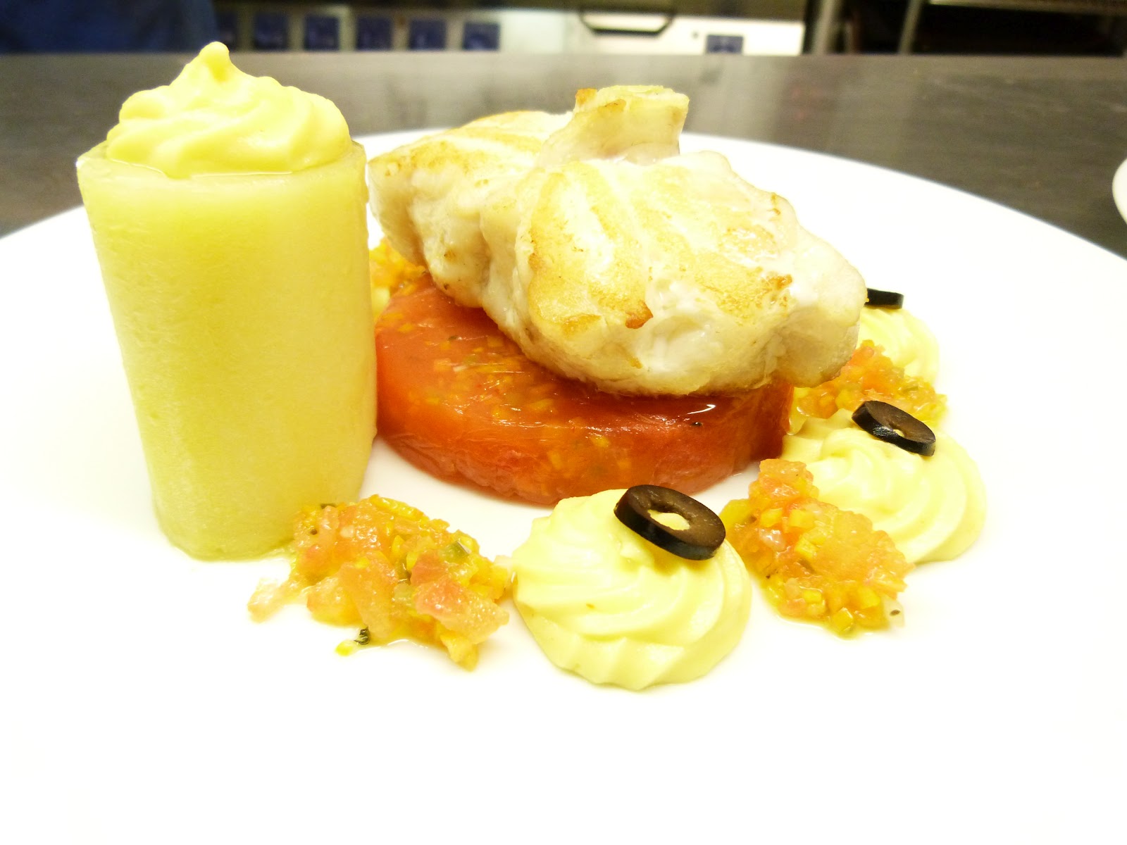 guillaume rimetmignon Lotte façon osso bucco.(Mousseline de pommes de terre parfumée à l