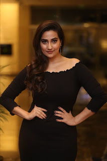 Anchor Manjusha Stills at Telugu Cine Rathasarathula Rajotsvam Curtain Raiser Anchor Manjusha Stills at Telugu Cine Rathasarathula Rajotsvam Curtain Raiser