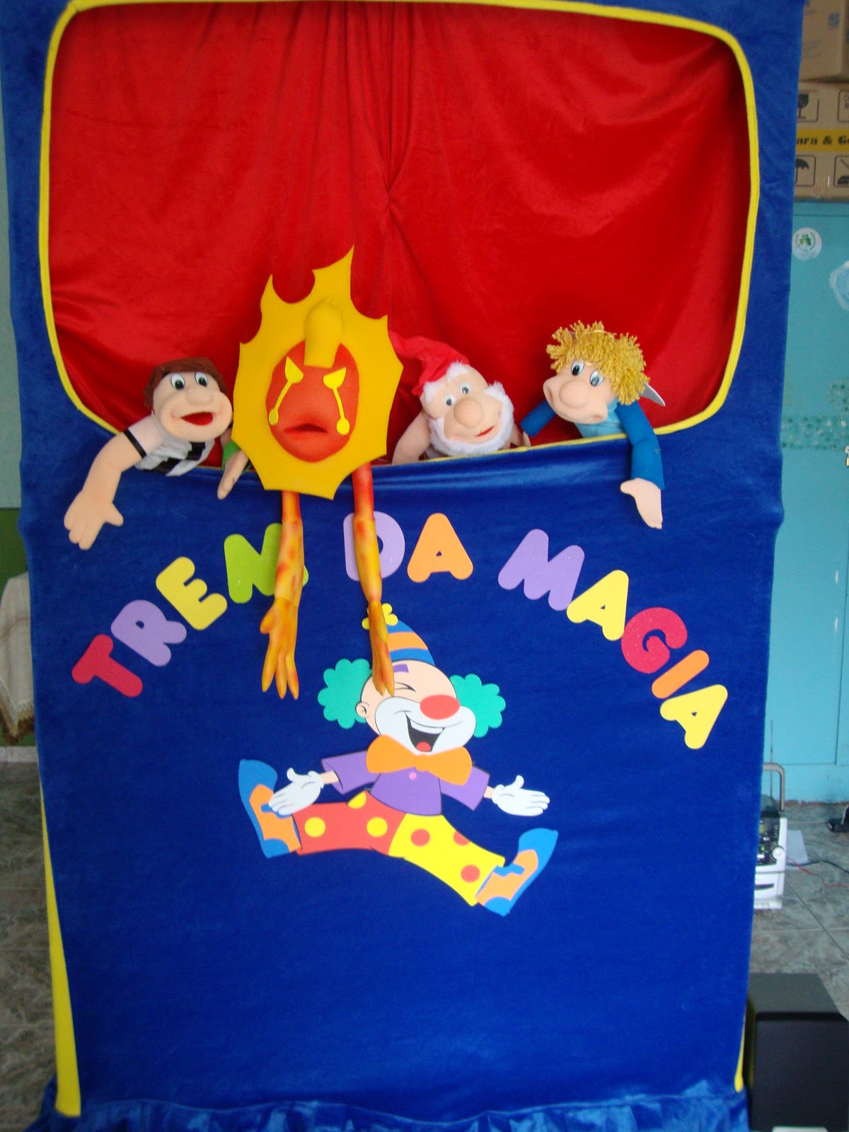 Trem da Magia Show Teatro de Fantoches Cocoricó, Backyardigans, Contos de Fada