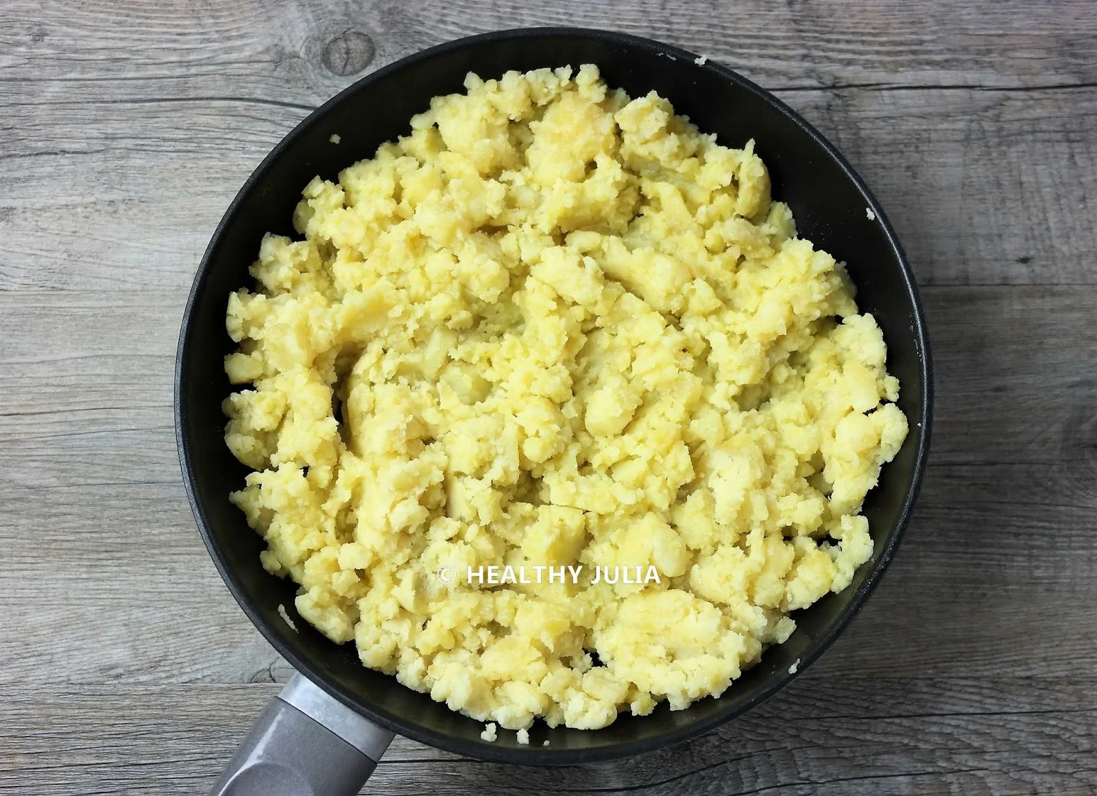 ÉCRASÉE DE POMMES DE TERRE À L'HUILE D'OLIVE #VEGAN - Healthy Julia