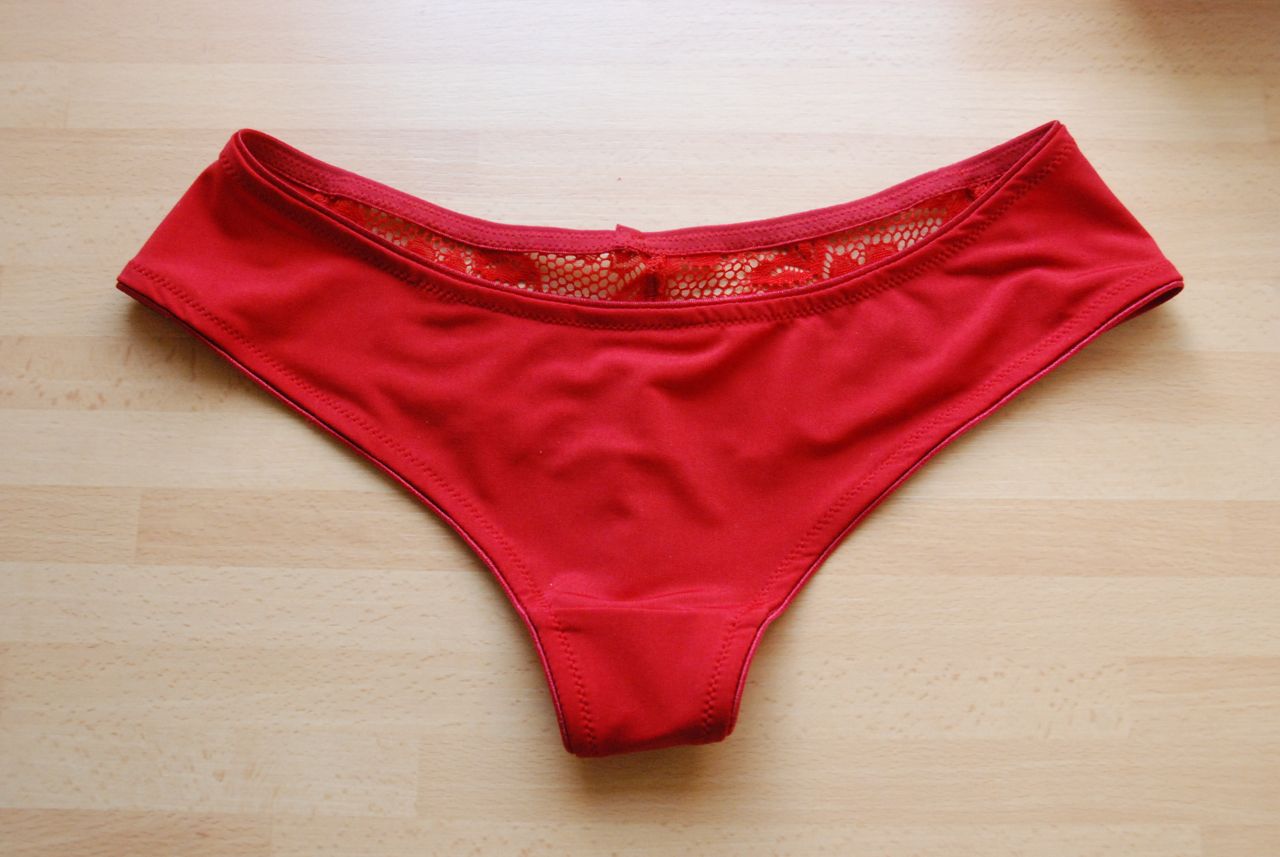 Red panty night number 2 for Aldo? 