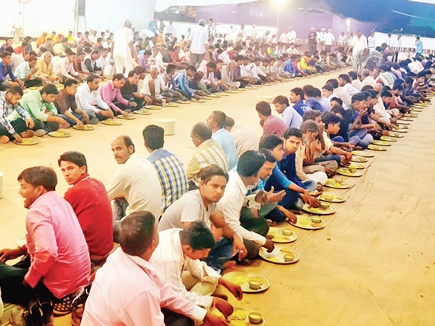 Aaj Bhandara Kha Hai