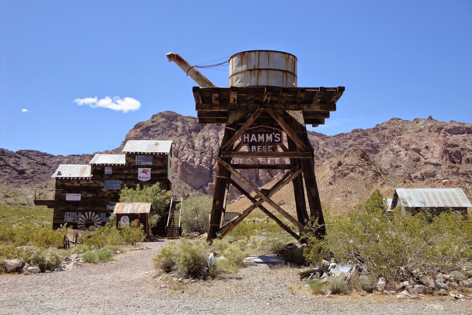 TOPONAUTIC Outdoor News-Events-Recipes: Old Gold Mine site: Techatticup Mine, Nelson, Nevada
