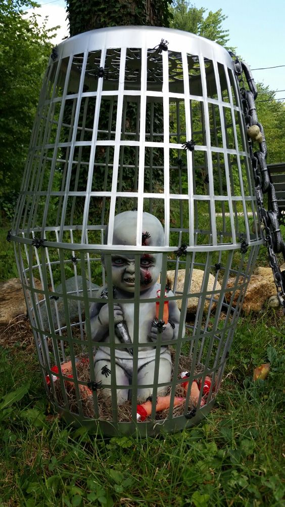 15 Best Halloween 2017 Outdoor Decorations Ideas on Pinterest