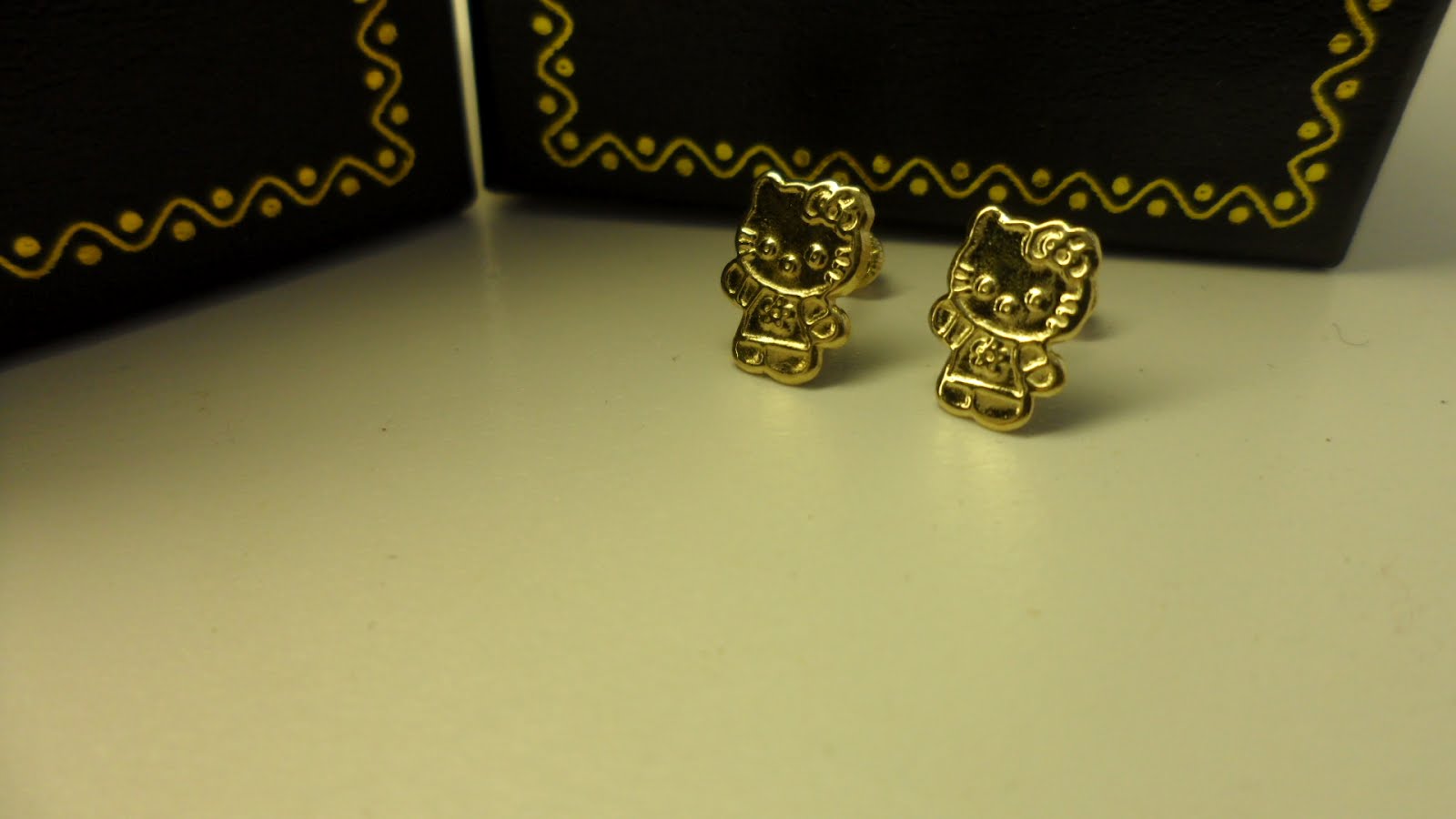 hello kitty 14k gold