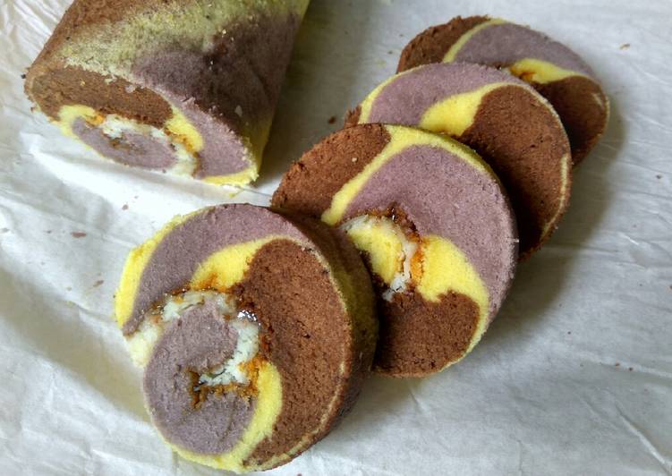 Resep Bolu Gulung Warna Warni (Taro, Coklat, Vanilla) lezat Resep Bolu Gulung Warna Warni (Taro, Coklat, Vanilla) lezat