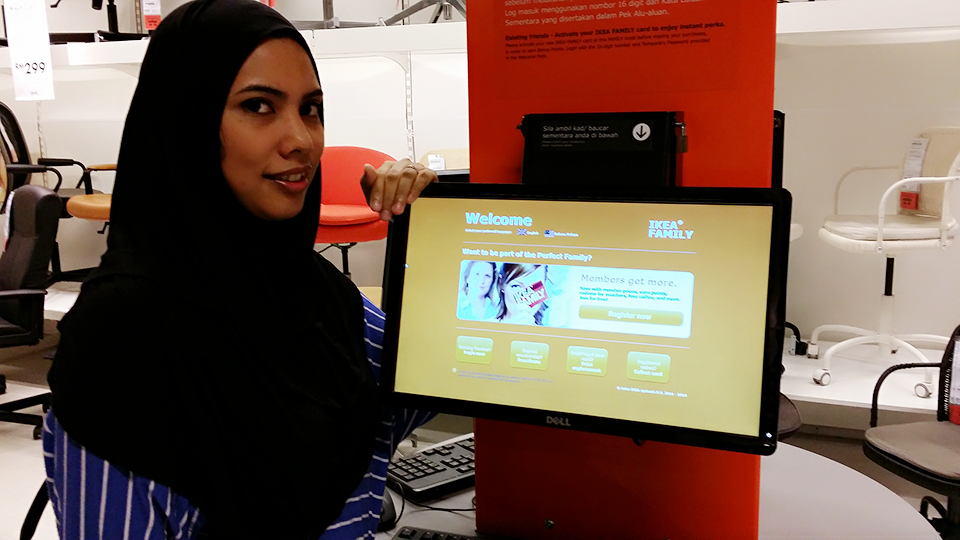 IT EXPERT IKEA FAMILY CARD