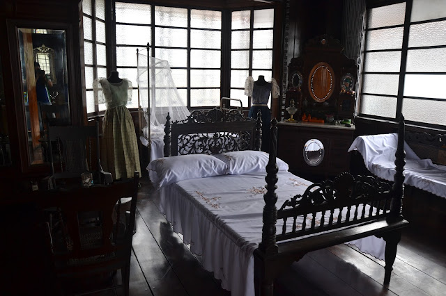 thingstodoinsingapore: Batangas: Museo Apacible Lemery Highway inwards the town of Taal inwards Batangas thingstodoinsingapore: Batangas: Museo Apacible