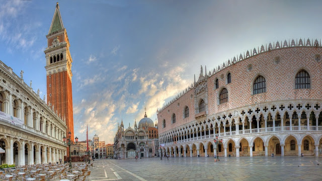 Piazza de San Marcos em Veneza Piazza de San Marcos em Veneza