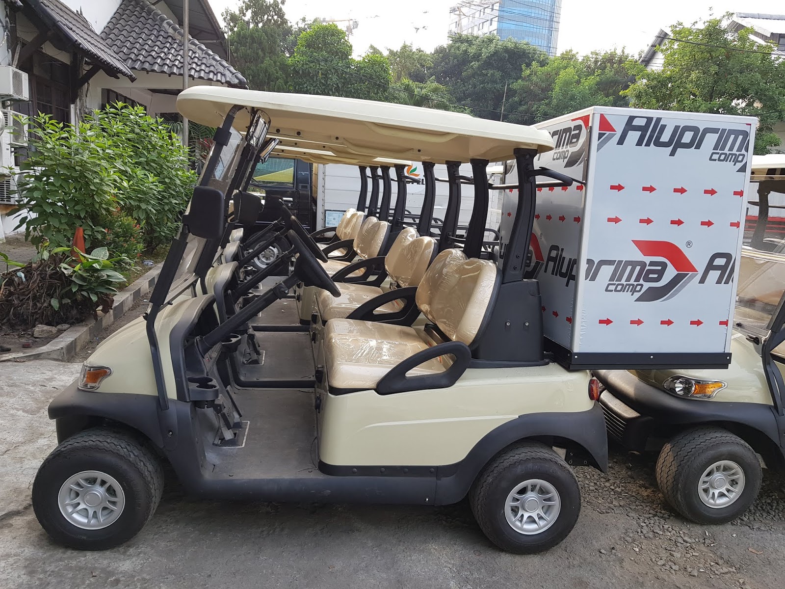 DISTRIBUTOR & SUPPLIER MOBIL GOLF JASA SEWA/RENTAL MOBIL GOLF CAR JAKARTA