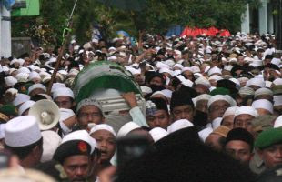 foto pemakaman KH Abdullah Faqih2
