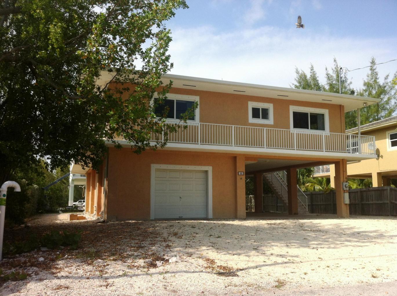 Real Estate in the Florida Keys CBS canal front 3/2 625K