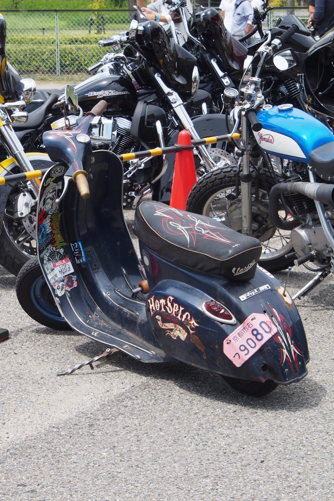 POM POMのThe Falling Feather ボンネット | flexisprint.my