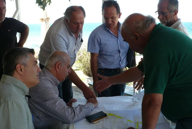 Αρτάκη: Σύσκεψη για την ανάδειξη του παραλιακού μετώπου στα «Καλάμια» (ΦΩΤΟ)