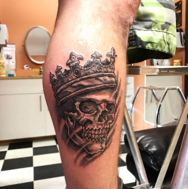 50 Best Crown Tattoos For Couples (& Singles) 2018 - Page 5 of 5