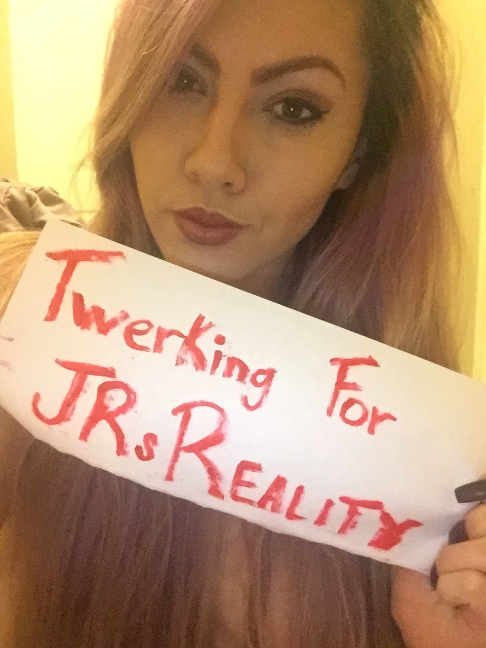 Owner OF TwerkingForJRsREALITY & Real Lyght Model Battle League Under