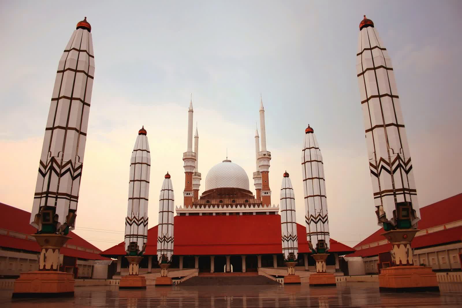 Keunikan Masjid Agung Jawa Tengah  KASKUS