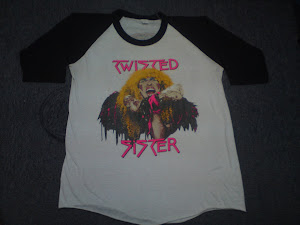 84 TWISTED SISTER 50/50