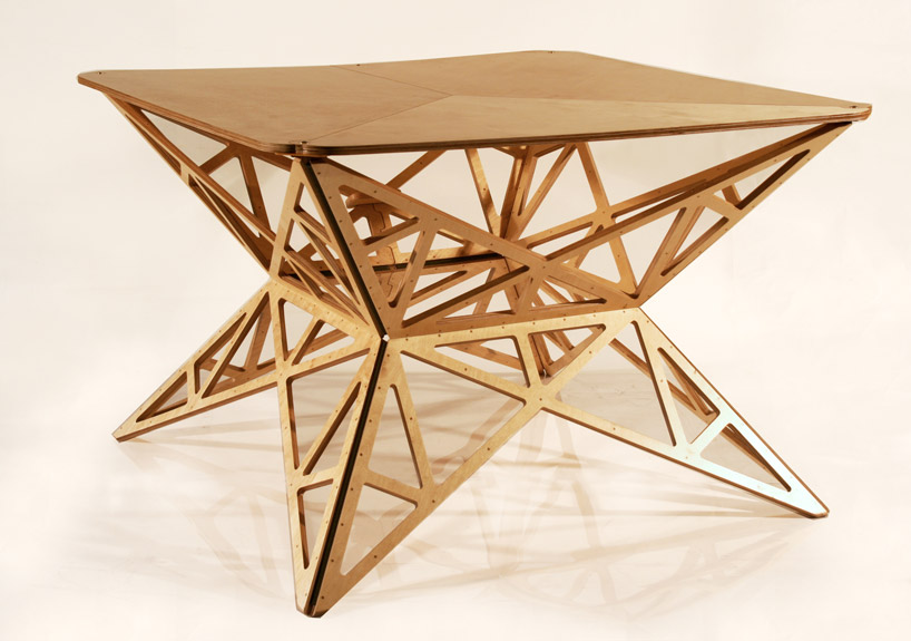 Trendciero Foldable popup table by Jaanus Orgusaar
