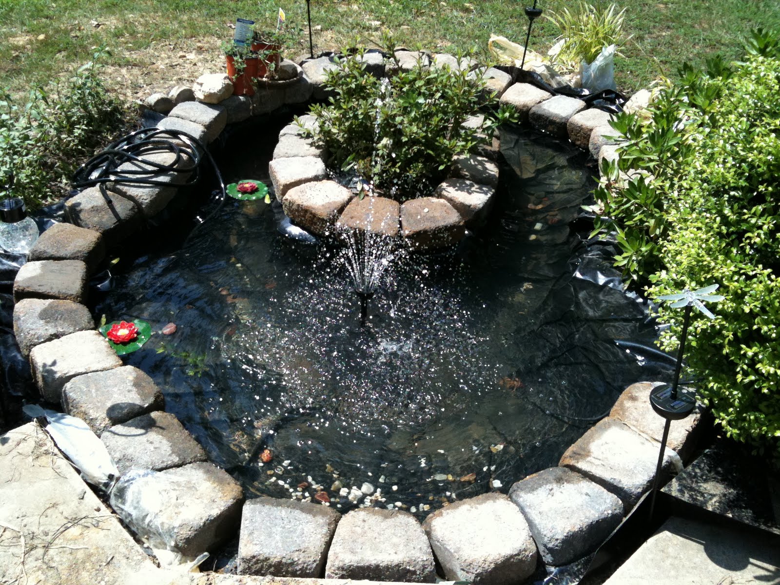 My DIY Addiction How to Make a Garden Pond
