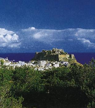 Τα δύο αντίθετα πρόσωπα των Κυθήρων Kythira - Antikythira